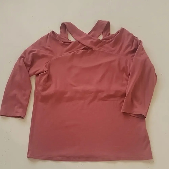 SOFT SURROUNDINGS‎ TOP (sz med) - Picture 1 of 4